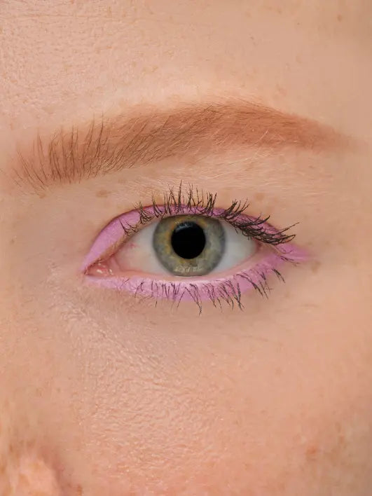 LINE ARTIST: THE BRIGHTS