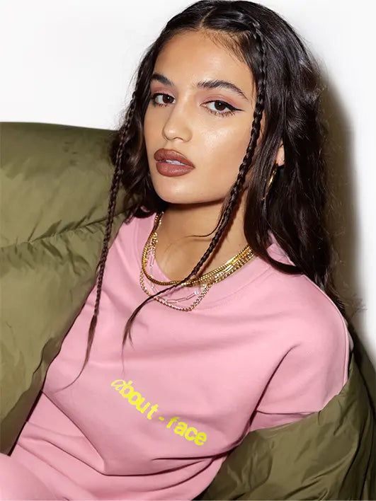 MOODY MAUVE CREWNECK