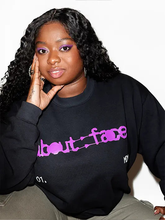 BLACK CREWNECK
