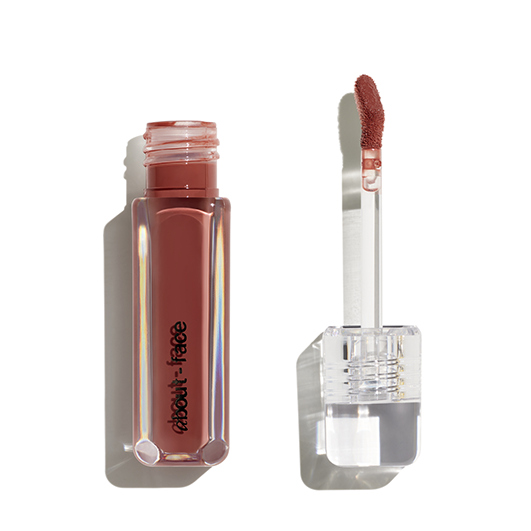 Light Lock Lip Gloss