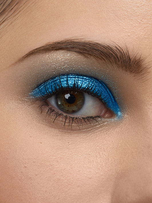 Fractal Glitter Eye Paint