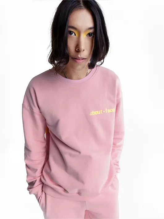 MOODY MAUVE CREWNECK