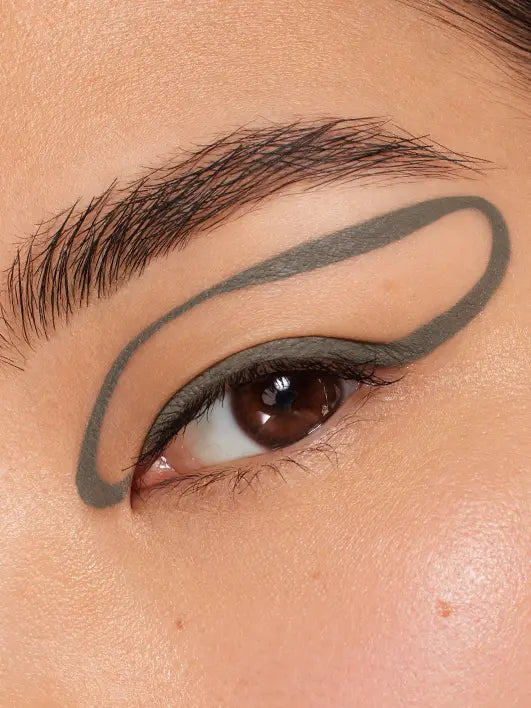 Matte Fluid Eye Paint™